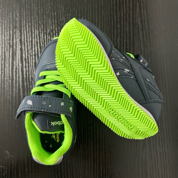 Reebok Blue and Green Sneakers with Breathable Mesh - Picture 3 of 4